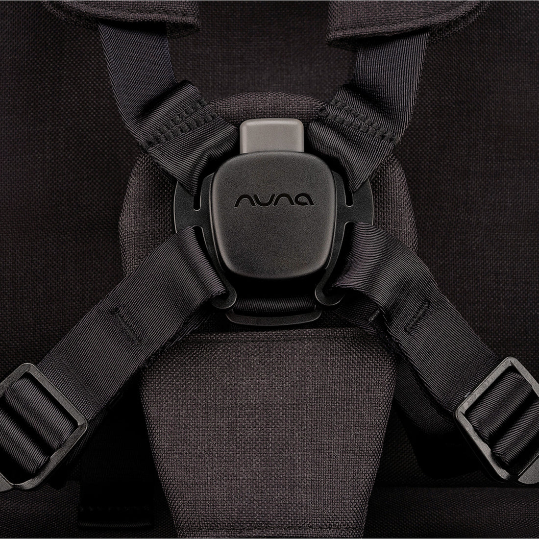 COCHE COMPACTO BEBE NUNA TRVL CAVIAR 