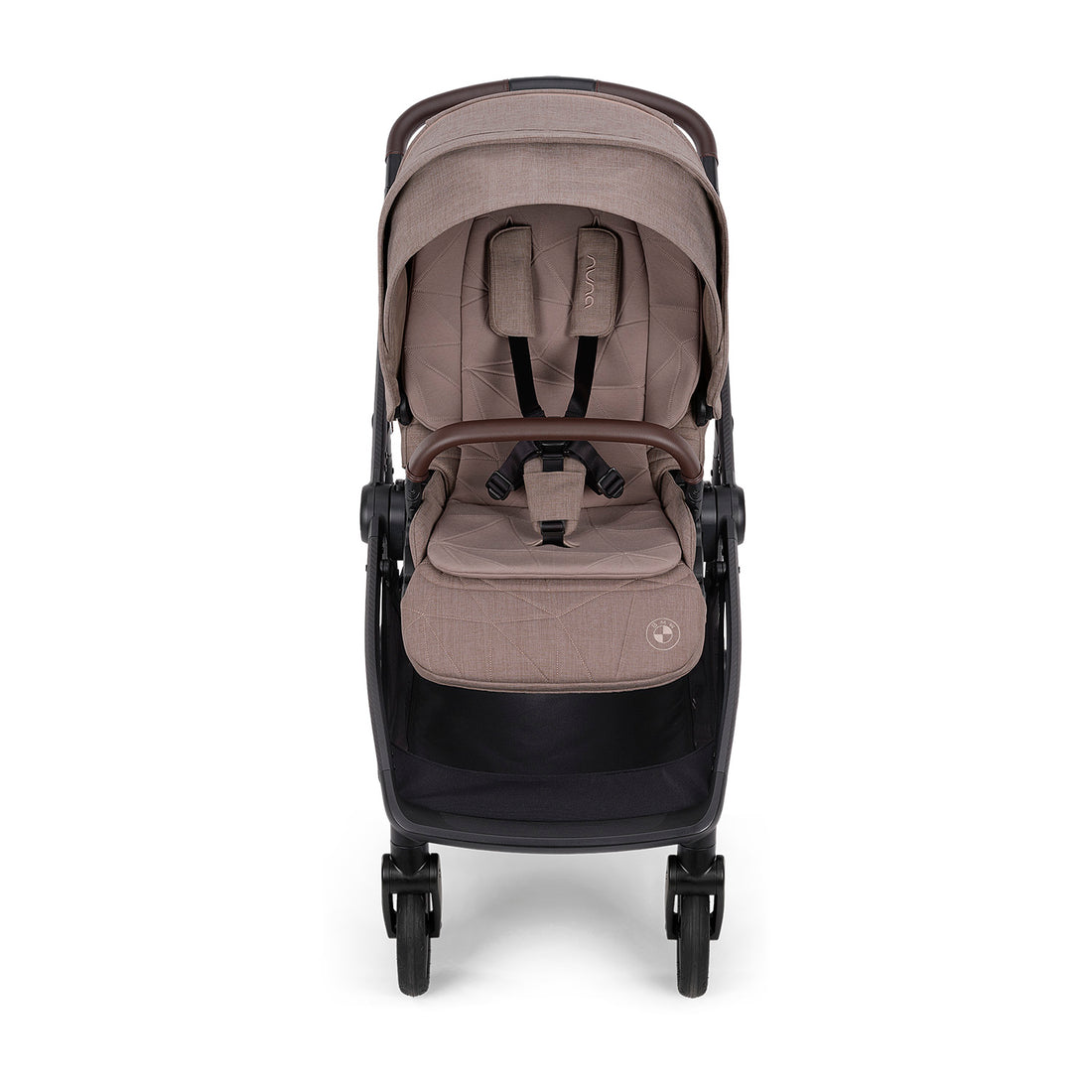 Coche bebe tipo compacto nuna swiv 