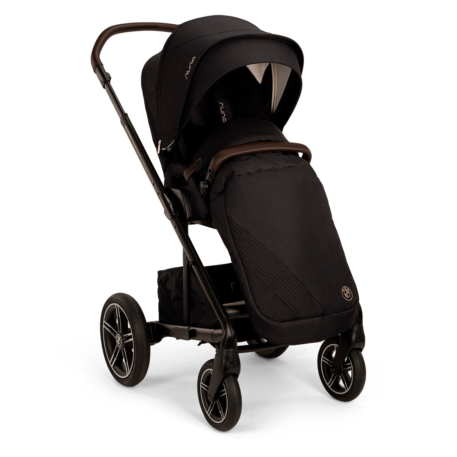 coche de bebe nuna mixx next versión BMW