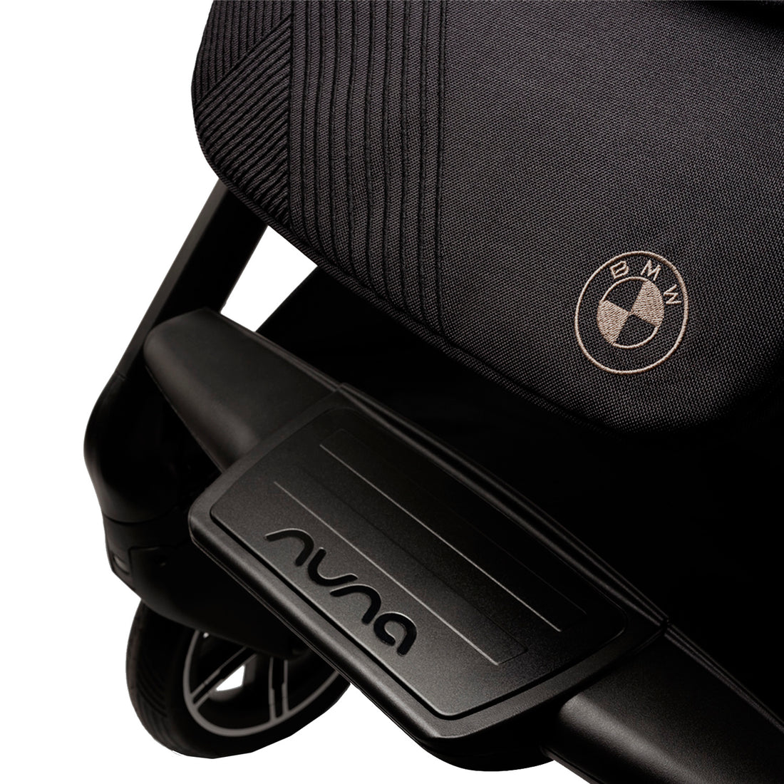 coche de bebe nuna mixx next versión BMW
