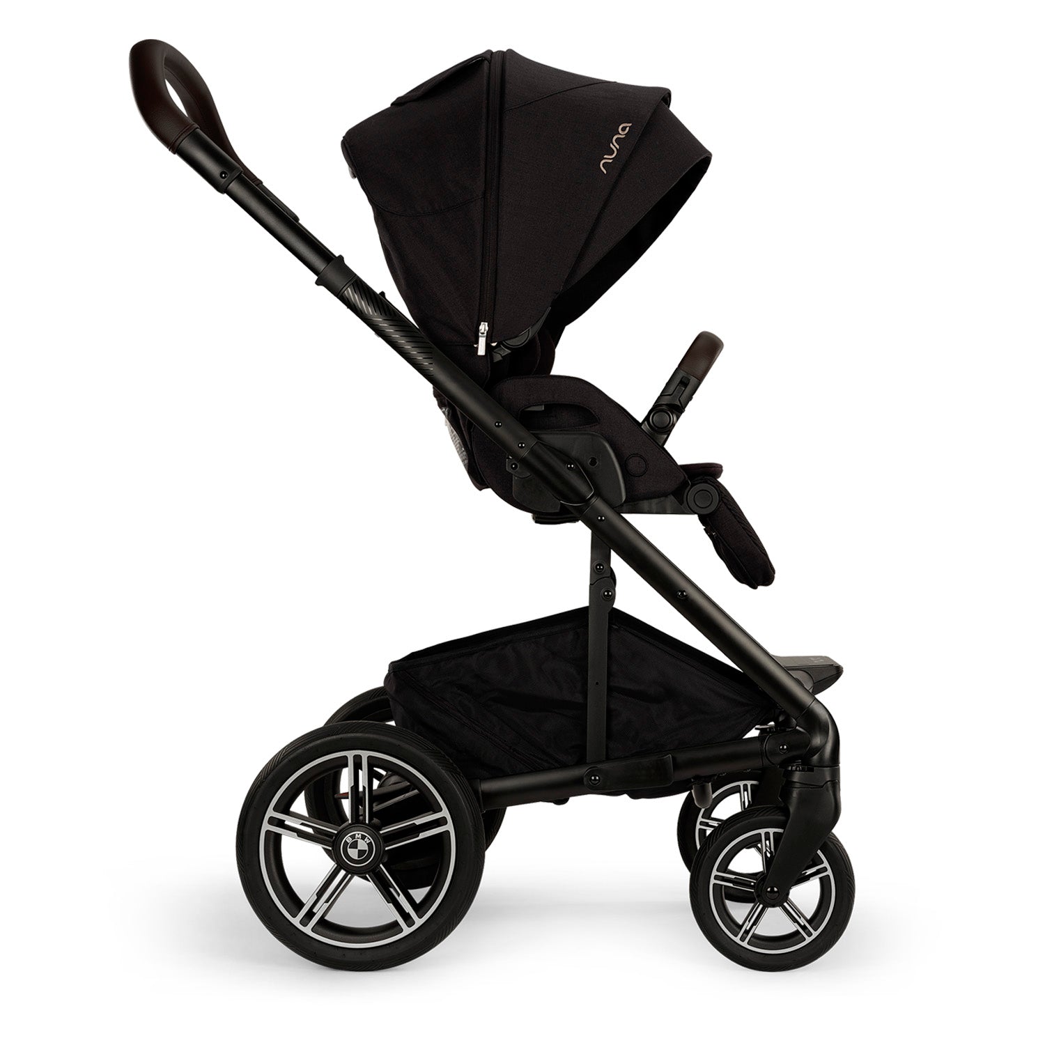 coche de bebe nuna mixx next versión BMW