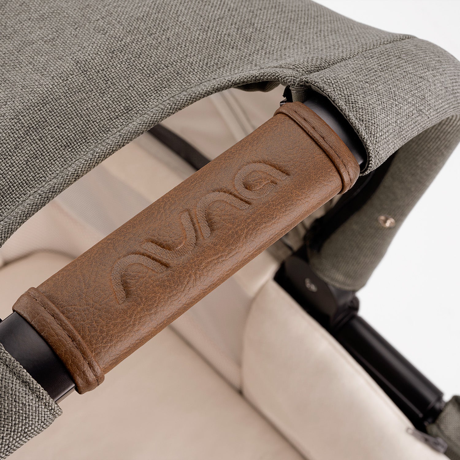 Combo Coche Bebe Compacto Mixx Next + Carry Granite Nuna