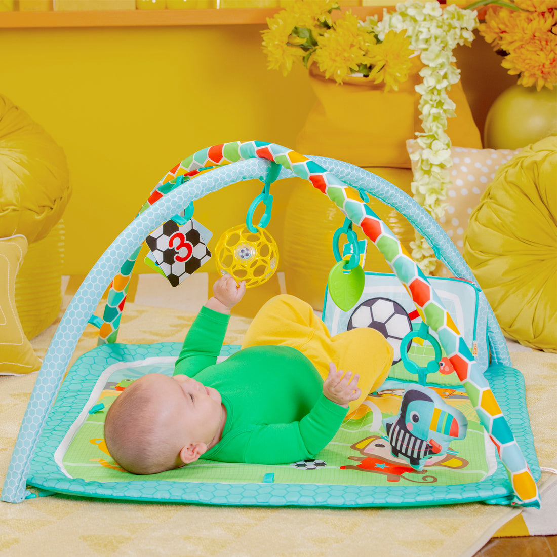 Gimnasio de Actividades Para Bebé Bright Starts Grip & Kick Oball