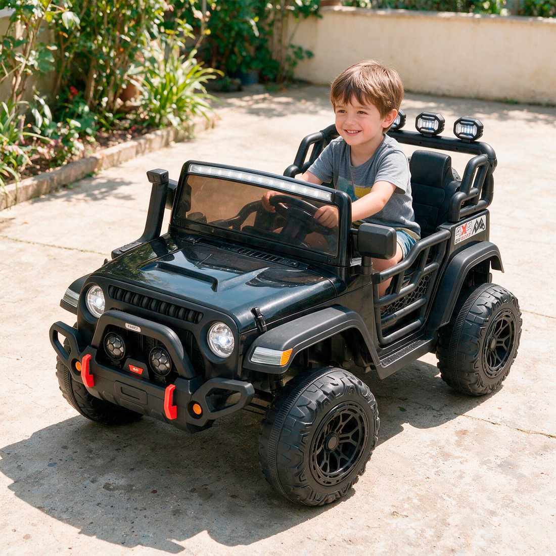 Auto a Batería Para Niños Jeep CJ316 Negro