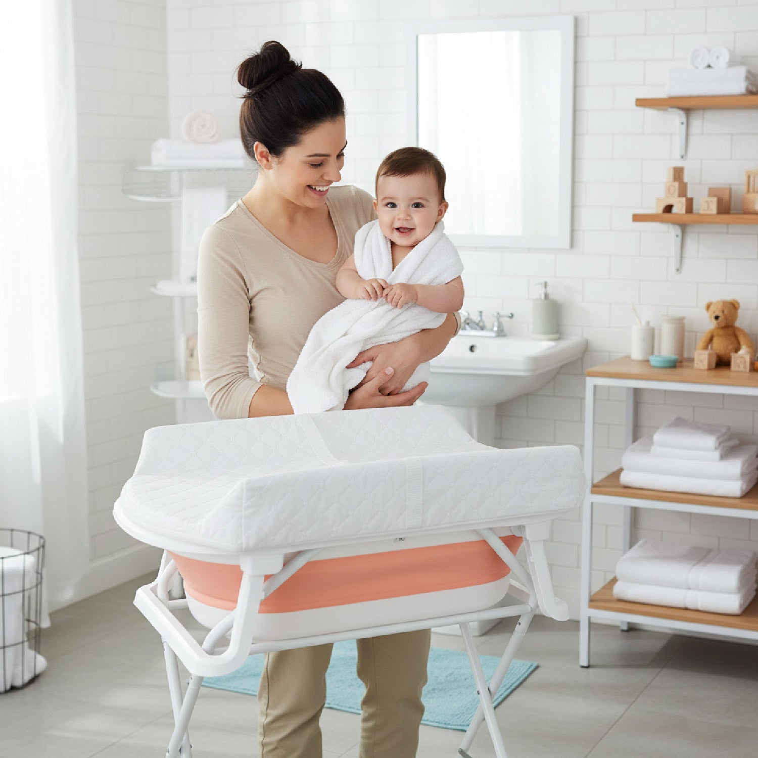 Tina de baño para bebe con cambiador priori stand changer 