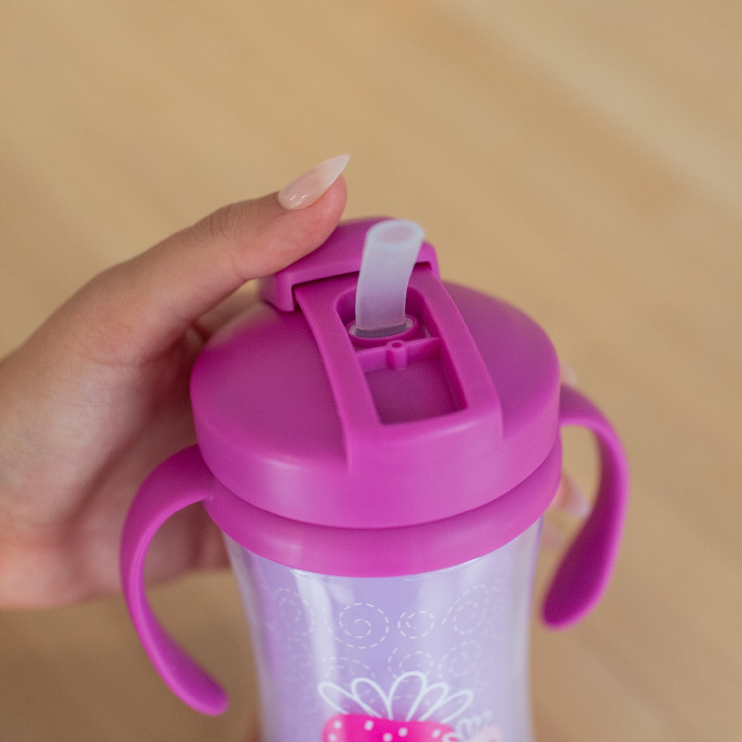 VASO CON CAÑITA 10OZ CON ASAS - Rosado