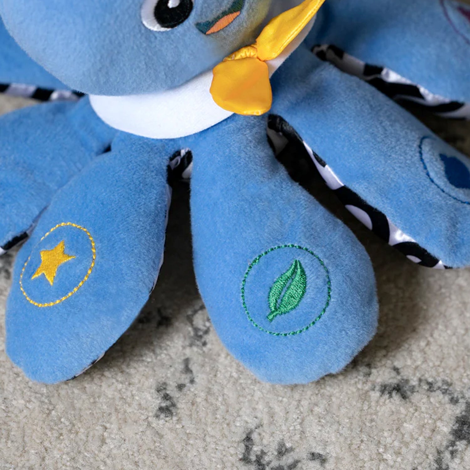 pulpo de peluche musical baby einstein octopush