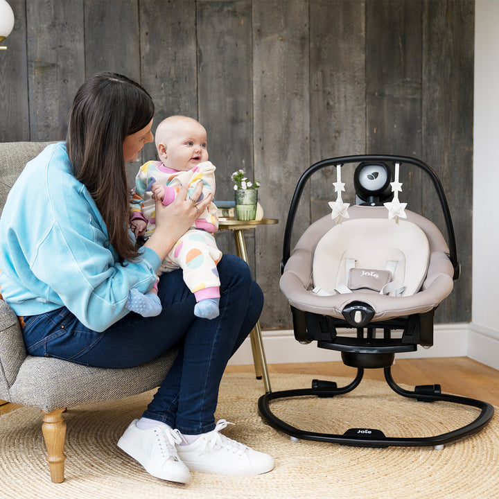 Silla Mecedora para bebé Joie 2 en 1 Serina Hazelnut
